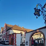 Schmuckstueck-maikammer