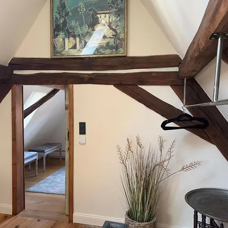 Schmuckstueck-maikammer *